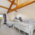 Country Retreat, Long Term Hot Tub 哈罗盖特