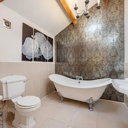 Semesterbostad Country Retreat, Long Term Hot Tub Harrogate