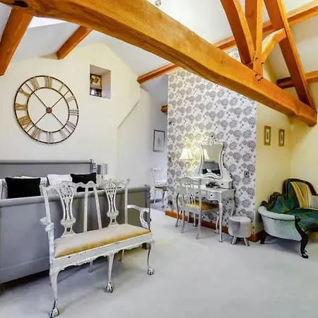 Country Retreat, Long Term Hot Tub 別荘 ハロゲート