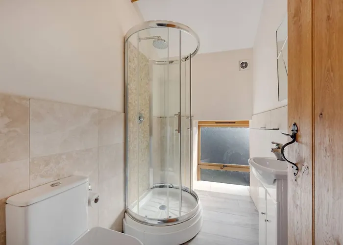 Country Retreat, Long Term Hot Tub