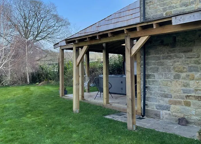 Country Retreat, Long Term Hot Tub 別荘 ハロゲート